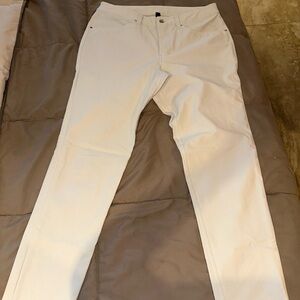 Lululemon white Pants